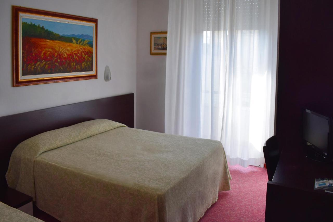 Hotel Igea Spiaggia Bellaria-Igea Marina Exterior foto